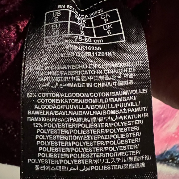 Guess Sparkly Top - Picture 14 of 17